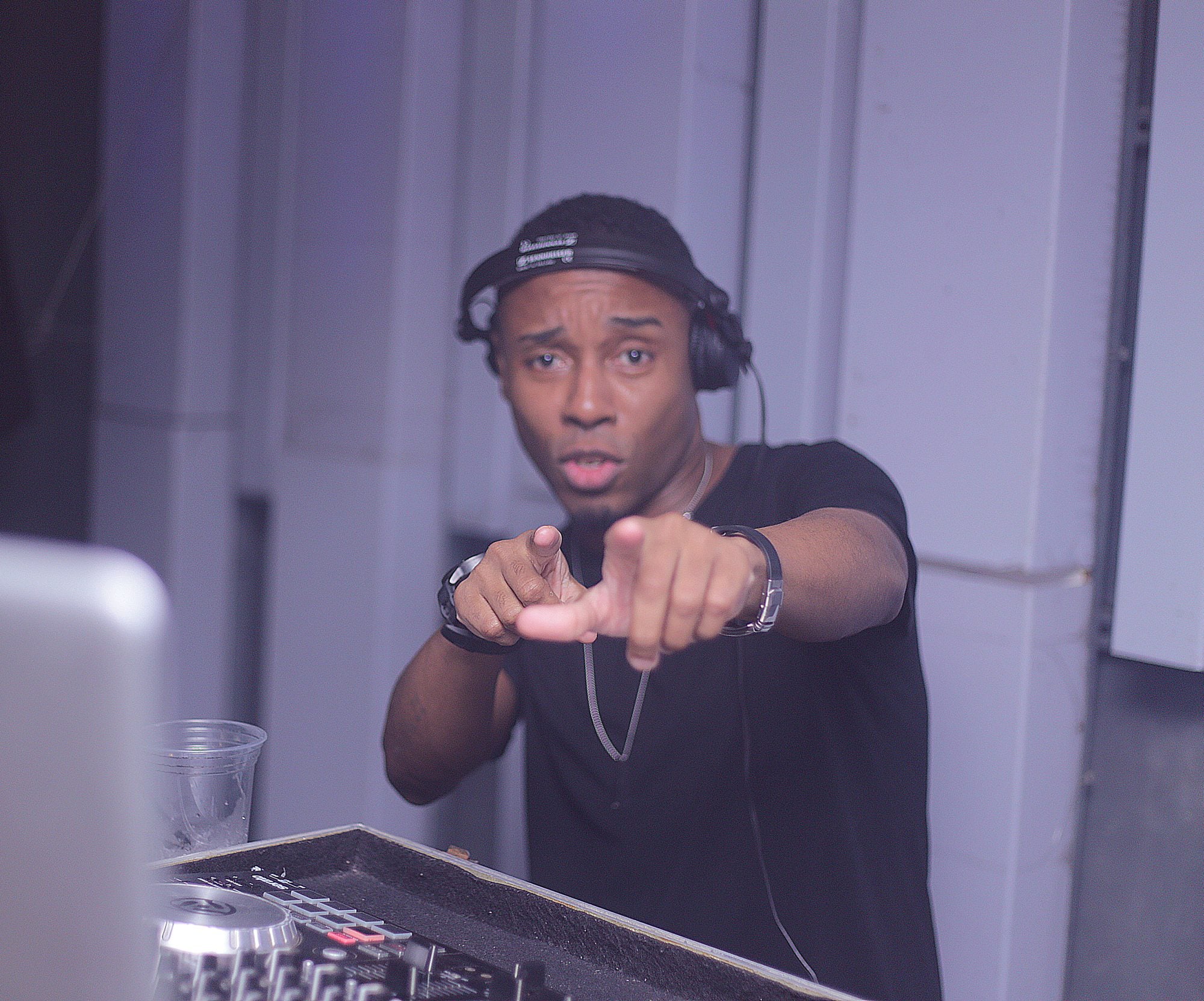 Santos Craig DJ