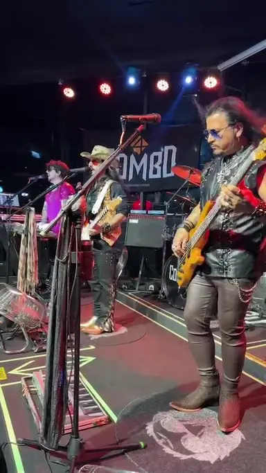 Flyer de Banda Combo