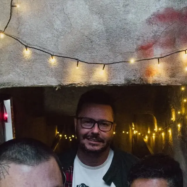 Flyer de Absurdo, Destino Cruel, Bovvers Crew e mais 2 artistas