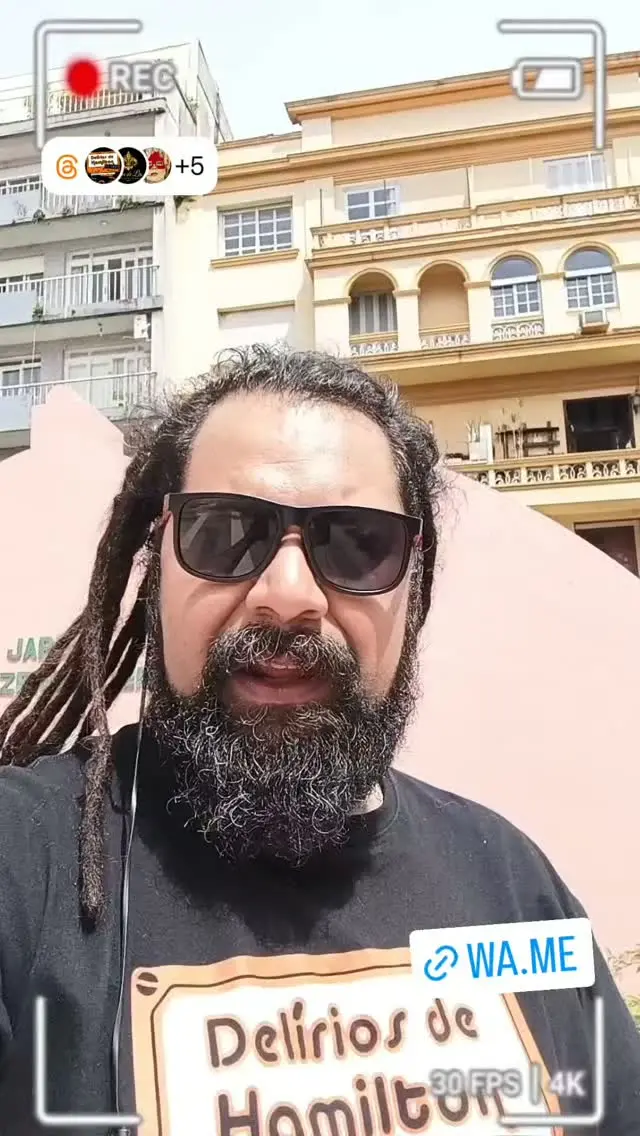 Flyer de Vladi Silveira, Delírios de Hamilton e mais 1 artista