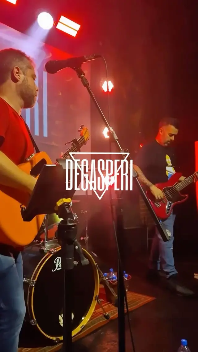 Flyer de O Gramofone, Banda Degasperi e bandasp180